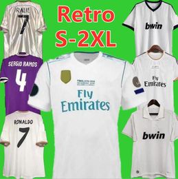 2013 2014 2015 2016 2017 Retro Classic Real Madrids voetbaltruien Benzema Marcelo ISCO Bale Sergio Ramos Modric Asensio 13/14/15/16/17 Home Away voetbalshirt 999