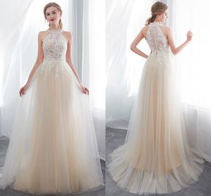 Nouveau Designer Champagne Halter Cou Une Ligne Robes De Mariée En Tulle Dentelle Appliqued Sans Manches D'été Plage Robes De Mariée De Mariage CPS1011