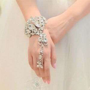 2014 novia mano catenaria traje diamante blanco anillo de bodas espalda vestido de novia accesorios de boda pulsera de cadena Accessories280A