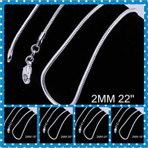 925 Plaques en argent 2 mm Taille de mélange de chaîne de serpents lisse 16-24 pouces 925 Collier sterling 10pcs / lot