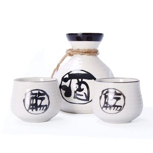 Antieke oosterse wijndrankware Sake Serving Set met 1 fles 2 kopjes Chinese kalligrafie Design Porselein Japanse Aziatische zakelijke geschenken