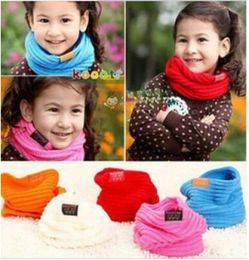 2014New Fallr et hiver écharpe chaude enfants bébé garçon filles tricoté OScarf enfants bonbons col chaud bavoir écharpe3862747