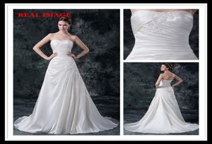 2015 Une Ligne Blanc Chérie Robes De Mariée Satin Court Train Plissé Appliques Robes De Mariée MZ0174229973