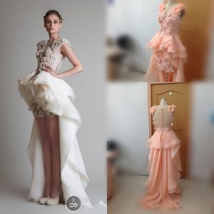 2015 vestidos de noche de celebridades Organza Hi-Lo árabe vestidos de novia de fiesta sexy con apliques de trabajo manual y vestidos de novia de tren asimétricos