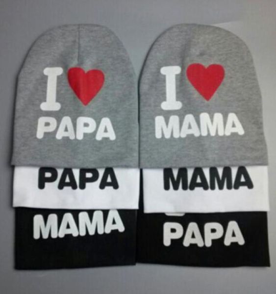 2015 Nuevo sombrero Baby039s Gorro de punto de algodón cálido para niños pequeños Gorro para bebé Gorro para niña y niño I LOVE PAPA MAMA print baby cap2339788