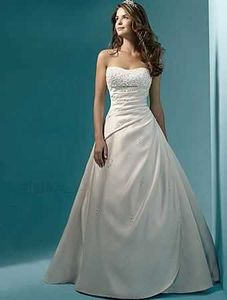 2015 Nouvelles robes de mariée perle une ligne vestime de perles sans bretelles