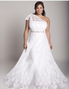 2015 Robes de mariée en dentelle de taille plus une épaule une ligne robes de mariée longueur de sol