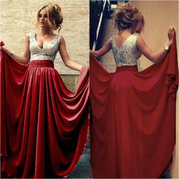 Sexy zilveren lovertjes v-hals avondjurken Sweep Train Prom Dresses Red Champagne Party Jurken Lange Formele Pageant Towns Plus Size Custom Made