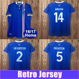 2016 17 Islandia Retro Soccer Jerseys Arnason Ingason Saevarsson Camisa de fútbol Azul Home Manga corta Uniformes para adultos