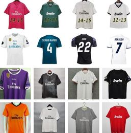 2013 2014 2015 2016 2017 2018 Real Madrids Retro Ronaldo Benzema voetbal jerseys 10 11 12 13 14 15 16 17 18 Kroos Marcelo Bale Modric Sergio Ramos Classic voetbalhemd