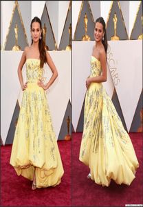 2016 88ème Oscar Celebrity Robes Alicia Vikander Jaune Bretelles Haut Bas Taffetas avec Perles Paillettes Une Ligne Tapis Rouge Robes6386342