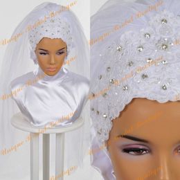 2016 Bridal Hijab con cristales de dianos y encajados Detalles de apliques de encaje Pearls White Muslim Wedding Veils personalizado 277i
