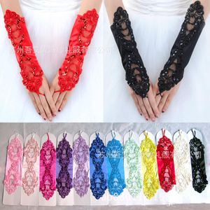 Nouveau Livraison Gratuite Pas Cher Long Sous Le Coude Longueur Gants Pour La Mariée Noir Rouge Dentelle Sans Doigts Perles De Mariage Accessoires Gants De Mariée