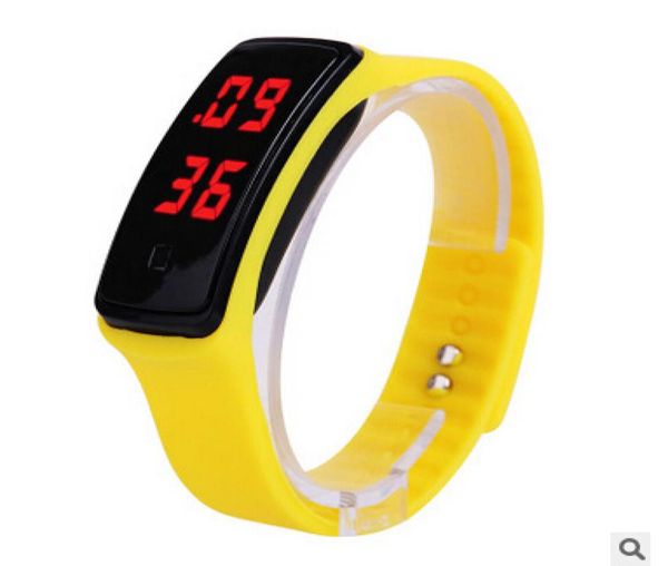 2016 Fashion Sport LED Touch Sn Watch Candy Jelly Silicone Rubber Digital Bracelet Regardez les hommes Femmes Unisexe Sports Wristwatch DHL Free6377884