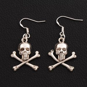 Piraat Skull Dangle Kroonluchter Oorbellen 925 Silver Fish Ear Hook 30pairs / partij E981 41.4x19.6mm