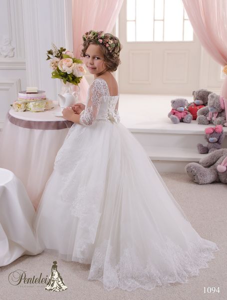 2016 robes de mariées miniatures avec demi-manches et col transparent en dentelle appliques robe de bal en tulle robes de filles de fleur avec lacets dans le dos