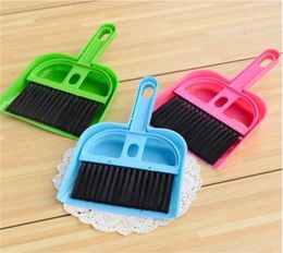 2016 Nieuw product Mini Desktop Sweep Reinigingsborstel Kleine bezem Dustpan Set Schone tafel 5844450