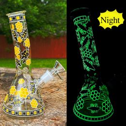 Resplandor en el vaso de vidrio oscuro Bong Downstem Perc Reciclador Tuberías de agua Hookah Bubbler Dab Rigs para fumar con junta de 14 mm