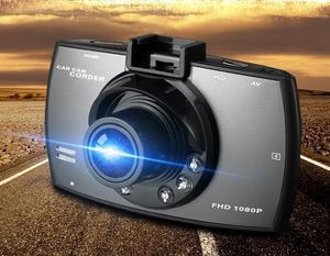 2017 Venta caliente NUEVA videocámara de la cámara de vídeo del coche del grabador DVR del coche de HD con la detección del sensor G de la pantalla LCD de 2,4 
