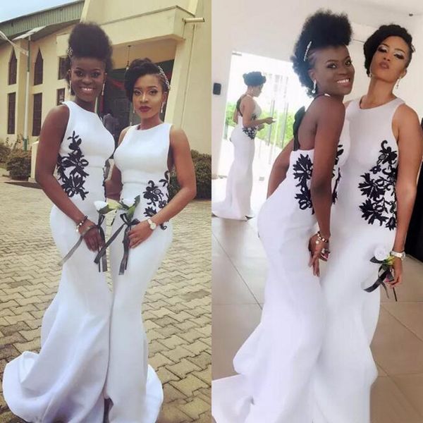 2017 vestidos de dama de honor de sirena de gasa blanca de estilo africano largos con encaje negro apliques Criss Cross Back Bow vestido de dama de honor EN71910
