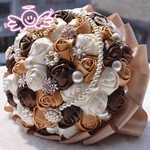2017 Bouquets artificiels Bouquet de mariage de luxe de haute qualité à la main tenant des fleurs pour la mariée accessoire de mariage Bouquet perles de mariage