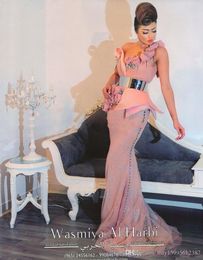 2019 Nouvelles robes de bal longues en satin perlé avec ceinture argentée Vintage rose tulle dentelle une épaule robe de soirée sirène 183