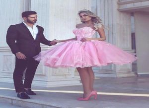 2017 Sweetheart Sweetheart Short Rose Homecoming Robes pour Juniorsstulle Puffy Cocktail Robe Sweet 16 Prom Graduation Robe BA64130865