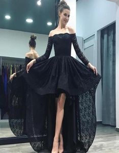 2017 Black Lace Hilo Rom jurk met lange mouwen uit schouderhals ritsje terug goedkoop aline prom jurken formele avondjurk3197495