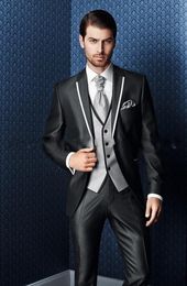 2017 pas cher nouveauté marié Tuxedos cran revers hommes costume brillant noir Groomsman mariage/bal costumes (veste + pantalon + cravate + gilet)