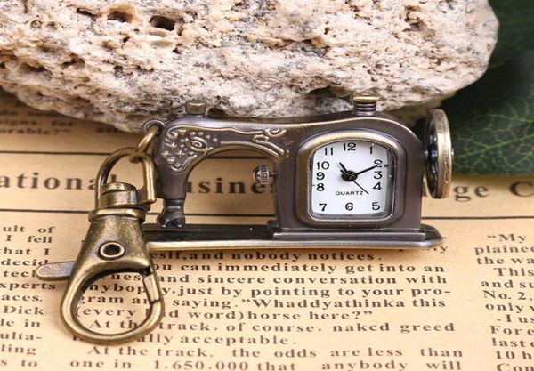 2017 Relojes Creative Retro Metal Sewing Machine Pendante Collier Pockel Quartz Classic Clock Horde Sampunk Watch Key Ring Speci6977436