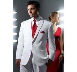 2017 Tuxedos Custom White Men de mariage costumes de mariée sur mesure Terno Slim Fit Mens Costume avec cravate rouge JacketPantSietiest2630216