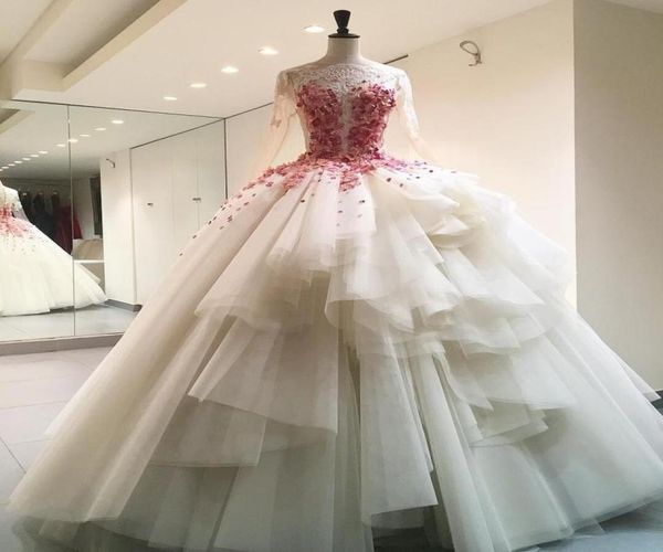 2017 Elegant Illusion Bodice Ball Robes Robes de mariée Full Long Manches Longueur du sol