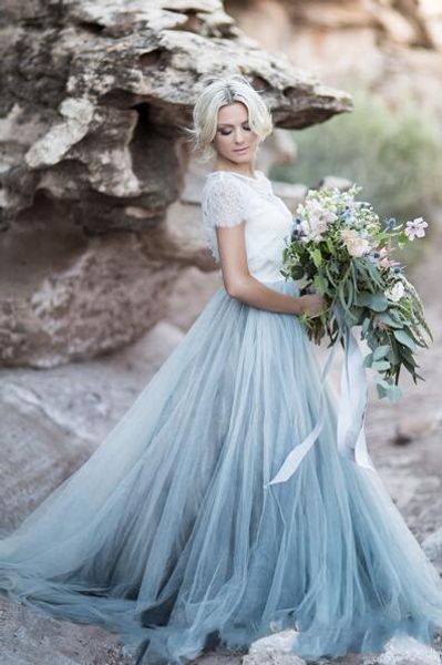 2019 Fairy Beach Boho Dentelle Robes De Mariée Col Haut Une Ligne Doux Tulle Cap Manches Dos Nu Bleu Clair Jupes Robe De Mariée Bohème 447