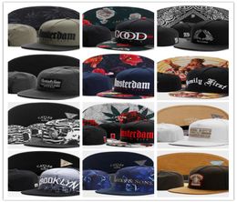 2017 Fashion Flower Hand Snapback Hats Baseball caps voor Menwomen Brand Cap Sports Hip Hop Flat Sun Hat Bones Gorras Cheap Casque Casque8555877