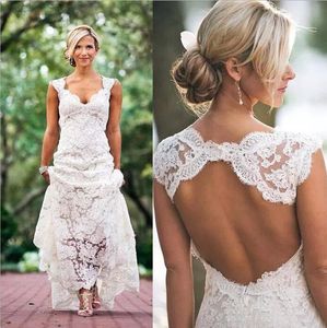 2017 Full Lace Trouwjurken Landstijl Pluging V-hals Cap Cap Sleeves Sleutelgat Terug Een lijn Vintage Custom Made Bridal Towns Vestios