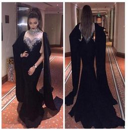 2017 High Neck Black Mermaid Illusion Robes Prom Crystals Crystals Cédagés musulmanes Saudi Arabie Soirée formelle Robes de fête Abendkleide1780960