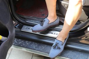 2017 Hoge Kwaliteit Fringe Mens Jurk Schoenen Tassel Loafers Mannelijke Partij / Trouwschoenen Mode Desigh Sneakers Slip op Oxfords Dikke Hak