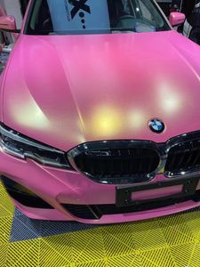 diamante Rosa oro mate metalizado flujo de color Vinilo Car Wrap Film burbuja de aire Gratis Para gráficos de vehículos Cubiertas revestimiento de lámina tamaño 1.52x18m Rollo pegamento de baja adherencia
