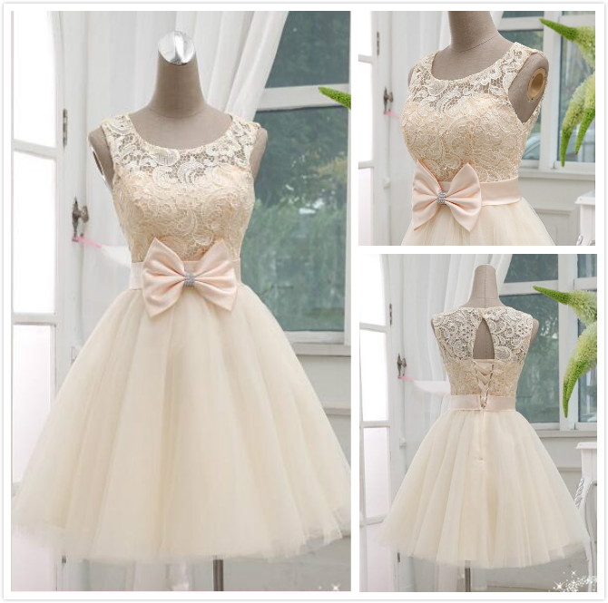 Light Champagne Knee Length Lace and Tulle Wedding Gown Lace-up With Bow Junior Bridesmaid Dresses