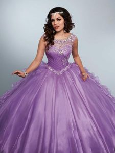 2022 Vintage Quinceanera Baljurk Jurken Lila Juweel Hals Cap Mouwen Crystal Beading Organza Ruches Sweet 16 Plus Size Party Prom Avondjurken