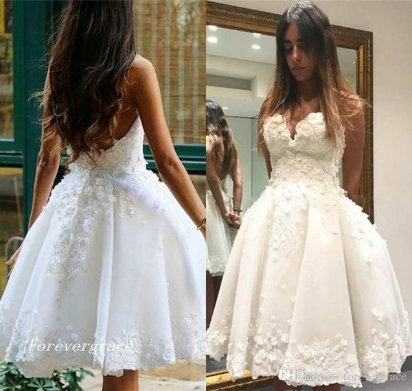 2019 Pequeño vestido de fiesta árabe blanco Una línea corta con espalda abierta Juniors Sweet 15 Graduación vestido de fiesta de cóctel más tamaño por encargo