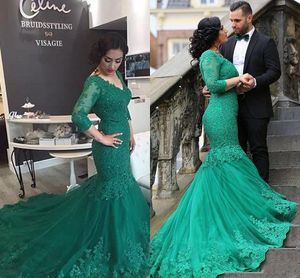 2017 Nieuwe Arabische Prom Jurken V-hals Hunter Groene Kant Applicaties Beaded Tule Mermaid Custom Court Train Formele Avondjurk Partyjurken