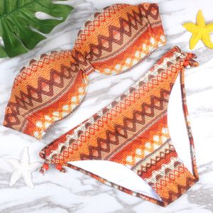 2017 Nouveau Bandeau Floral Bikini Maillots De Bain Femmes Vintage Rétro Push Up Rayé Tribal Vague Plage Maillot De Bain Femmes Bikini