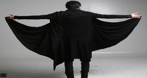 2017 NIEUWE COOL PUNK GOTHIC T SHIRTS MANNEN LANGE MOEVE Loose zwarte kleur voor Halloween -kostuums Cape Cape Long Coat Cardigan Jacket3499229