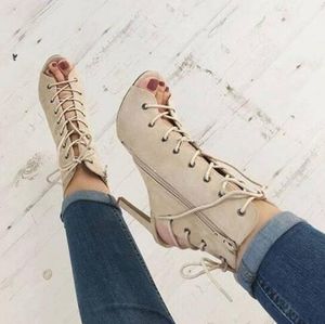 2017 nouveau Design femmes mode bout ouvert à lacets cheville gladiateur bottes découpées Denim talon haut bottes courtes talon mince chaussures habillées