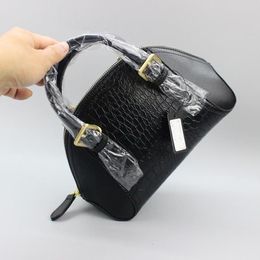 Livraison gratuite 2017 nouveau sac à main motif croisé en cuir synthétique coquille sac chaîne sac à bandoulière Messenger sac petite mode