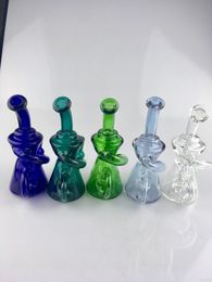 2017 NIEUW KLEIN Small Backwater Glass Bong Factory Direct aanbod om gepersonaliseerde 21 aangepaste 14 mm glazen olieliks te accepteren Gratis Shi Pping -gebrandschilderd glas