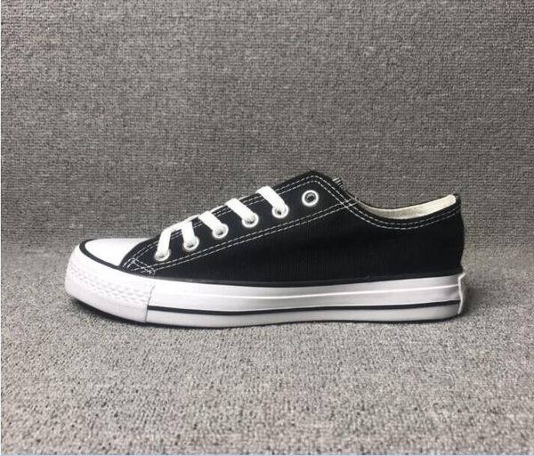 Size35-45 Unisex Low-Top High-Top Adultos Mujeres Hombres Zapatos de lona 15 colores con cordones Zapatillas de deporte casuales