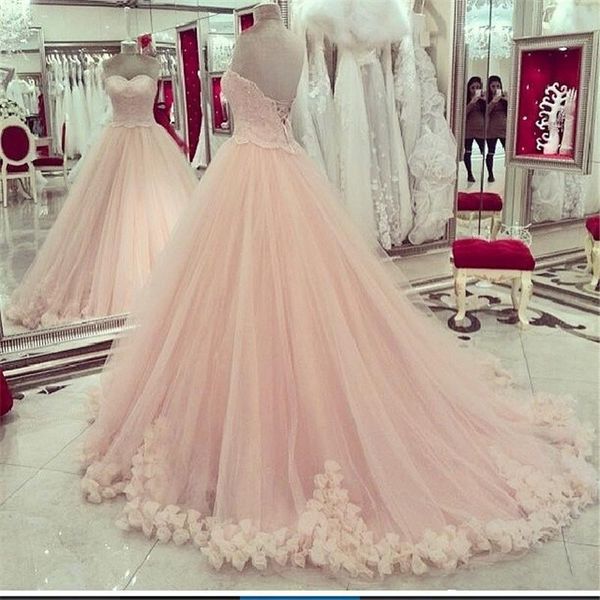 2019 Robes de Quinceanera Rose Sweetheart Applique Dentelle Douce 17 Robes Plus Taille Robes De Bal Taille Vente Chaude Mascarade Robe De Bal Soirée Pas Cher