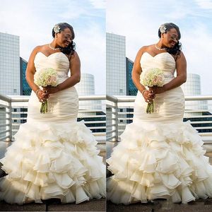 2017 Plus Size Dubai Arabisch Simple Trouwjurken Mermaid Ruched Draped Robe de Marriage Sweetheart Lange Floor Lengte Bridakl-jurken